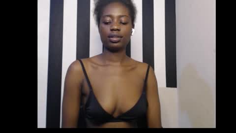 Ella online show from 12.17.25