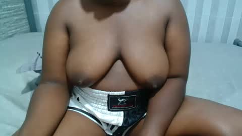 Snapshot of ebony_sabrina chatting on 01.18.26 Sabrina online show from 01.18.26