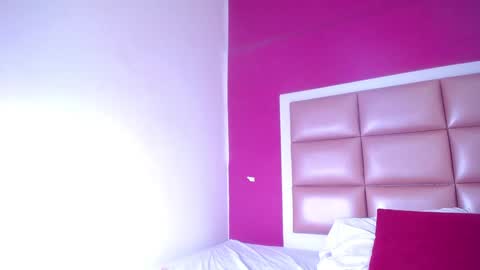 Snapshot of ebony_sugar_mommy chatting on 12.18.24 MILENA online show from 12.18.24