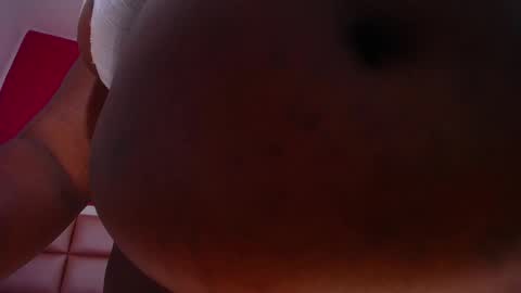 Snapshot of ebony_sugar_mommy chatting on 03.07.25 MILENA online show from 03.07.25