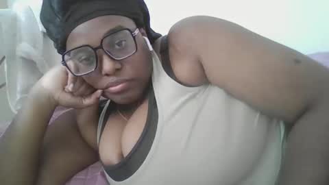ebonybigtitqueen0 online show from 09.14.25