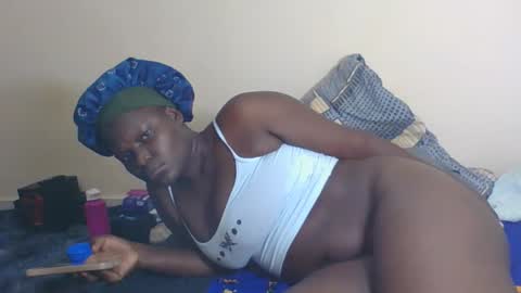 Snapshot of ebonyblack28 chatting on 02.08.26 MELVINE online show from 02.08.26