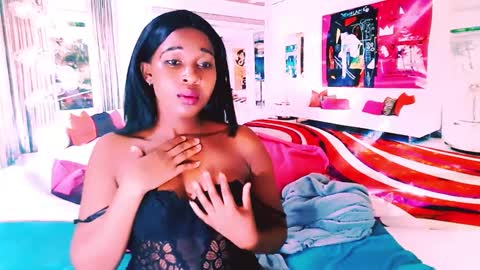 Snapshot of ebonyblisss chatting on 02.14.25 Tamia online show from 02.14.25