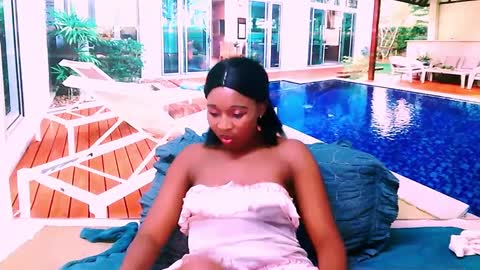 Snapshot of ebonyblisss chatting on 02.15.25 Tamia online show from 02.15.25