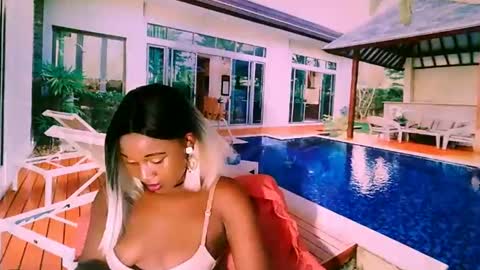 Snapshot of ebonyblisss chatting on 02.17.25 Tamia online show from 02.17.25