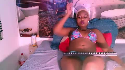 Snapshot of ebonyblisss chatting on 03.11.25 Tamia online show from 03.11.25