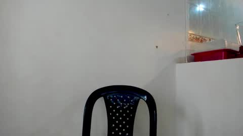   online show from 11.05.25