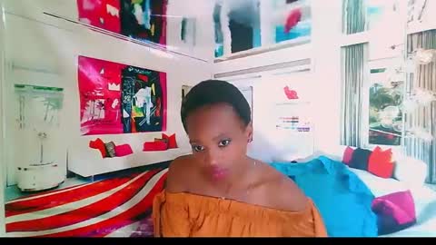 Snapshot of ebonycreamy69 chatting on 12.27.24 Nova online show from 12.27.24