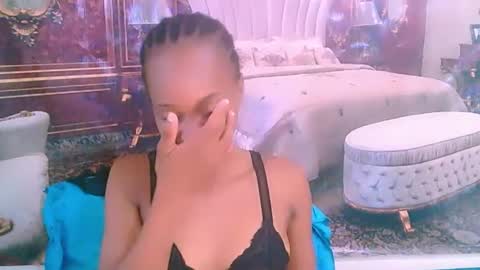 Snapshot of ebonycreamy69 chatting on 01.25.25 Nova online show from 01.25.25