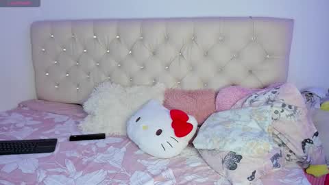 Queen Ebony online show from 02.25.26