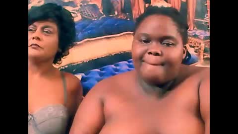 ebonyhotbuns4u2luv online show from 03.12.25