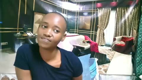 Snapshot of ebonyolive69 chatting on 06.19.26 Cindy online show from 06.19.26