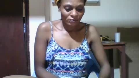Snapshot of ebonyqueen4 chatting on 06.17.26 JACKLINE online show from 06.17.26