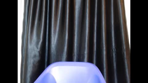 Snapshot of ebonyxxbae chatting on 11.29.25 ebonyxxbae online show from 11.29.25