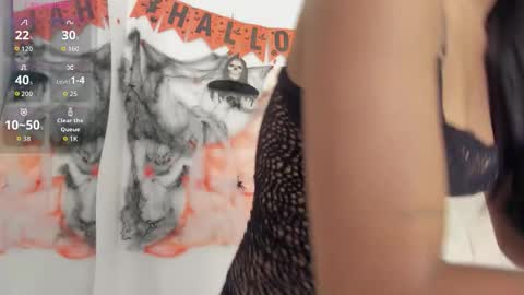 Snapshot of ebonyy_petite_69 chatting on 11.03.25 ebonyy_petite_69 online show from 11.03.25