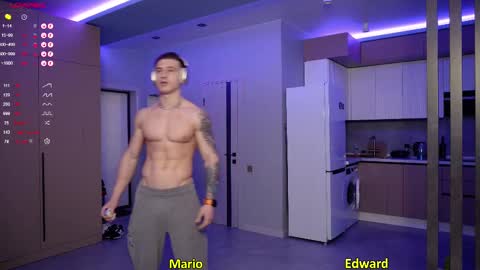 Snapshot of ed_hooligan chatting on 02.10.25 ed_hooligan online show from 02.10.25