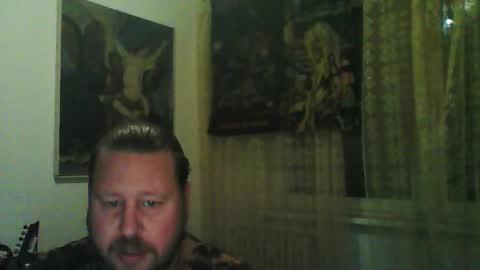 Snapshot of eda666 chatting on 11.09.25 Edward online show from 11.09.25