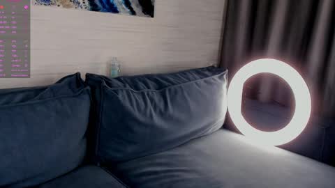 Viola online show from 02.25.25