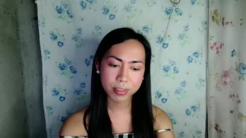 Snapshot of eddfox001 chatting on 04.22.26 eddfox001 online show from 04.22.26