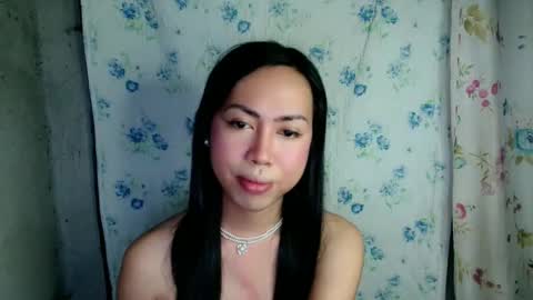 Snapshot of eddfox001 chatting on 04.26.26 eddfox001 online show from 04.26.26