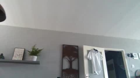 eddie4767 online show from 09.13.25