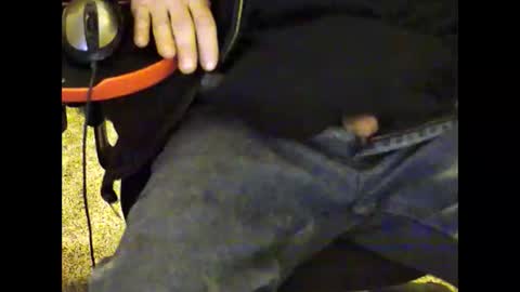 Snapshot of eddiemakina chatting on 01.21.25 eddiemakina online show from 01.21.25