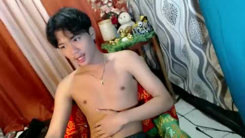 Snapshot of edelcum_xx chatting on 01.25.25 edelcum_xx online show from 01.25.25