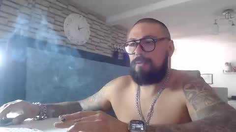 Snapshot of edgarram83 chatting on 10.13.25 edgarram83 online show from 10.13.25