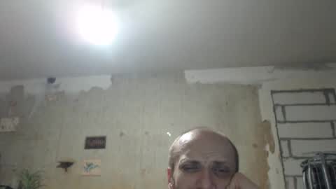 Snapshot of edifox chatting on 01.31.25 Alexander online show from 01.31.25