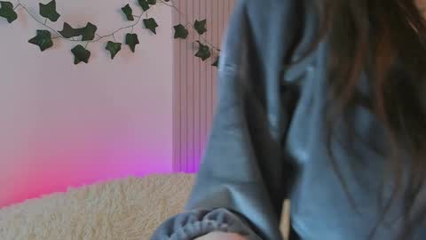 Snapshot of edithgalpin chatting on 01.18.25 Lisa online show from 01.18.25