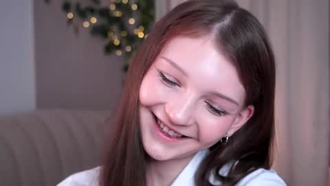 Lisa  online show from 03.20.26