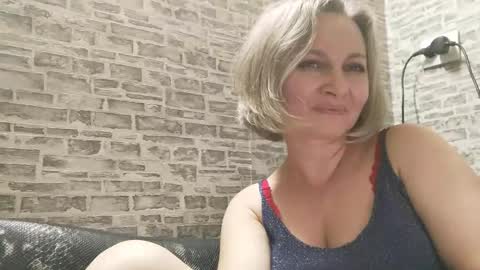 edithmanning online show from 02.14.25