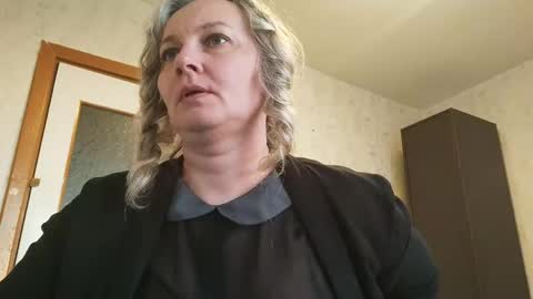edithmanning online show from 05.05.26
