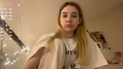 Snapshot of edlinhazleton chatting on 11.09.25 Dana online show from 11.09.25