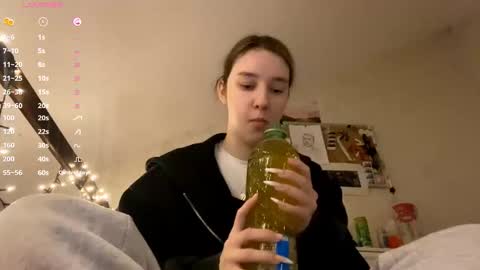 Snapshot of edlinhazleton chatting on 11.16.25 Dana online show from 11.16.25