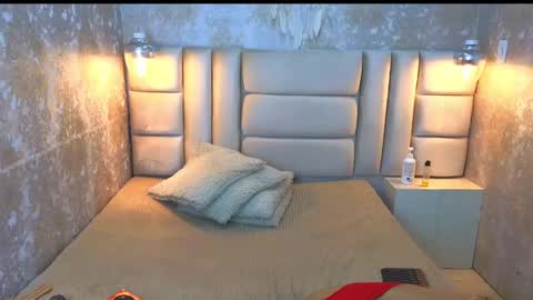 EdnaJarath online show from 02.17.25