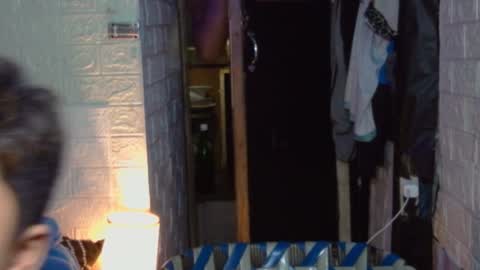 Snapshot of edrianburca052 chatting on 10.21.25 urasian chub online show from 10.21.25