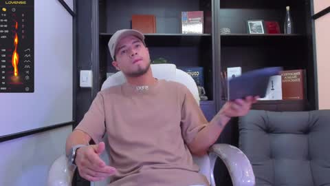 Edward Ross online show from 01.28.25