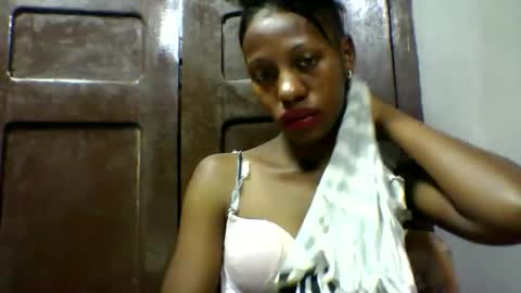 edwige770943 online show from 05.12.26