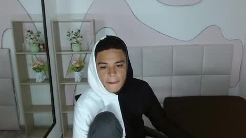 Snapshot of edylucianni chatting on 07.11.26 EdyLucianni online show from 07.11.26
