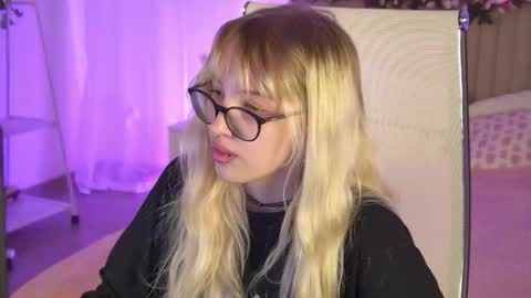 EVA NON NUDE online show from 05.07.26