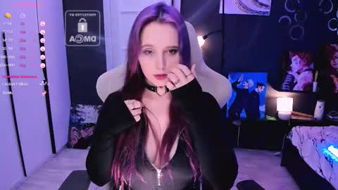 Effie online show from 12.23.25