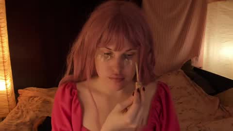 Effie Mur online show from 02.23.25