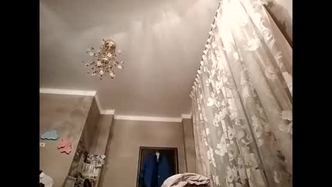 Effy online show from 12.10.24