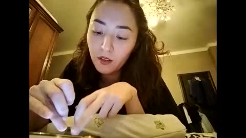 Effy online show from 01.09.25