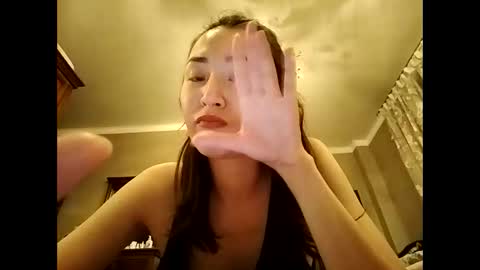 Effy online show from 01.24.25