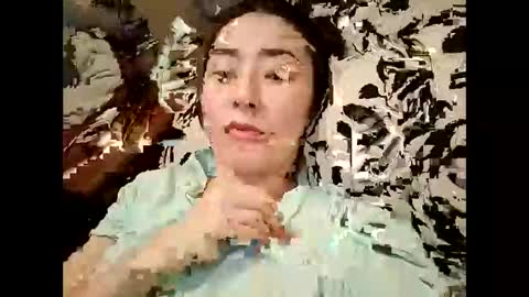 Effy online show from 02.22.25