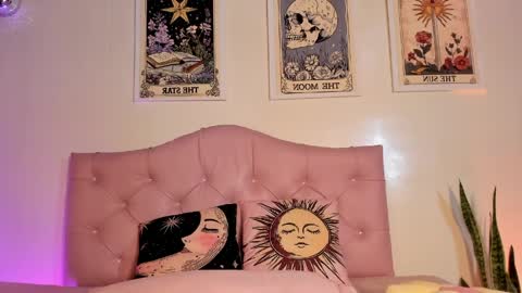 Snapshot of effy_cb chatting on 04.05.26 effy online show from 04.05.26