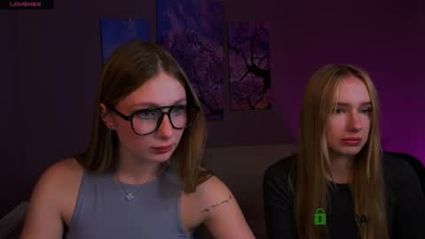 Snapshot of effysosweet chatting on 12.19.25 effysosweet online show from 12.19.25