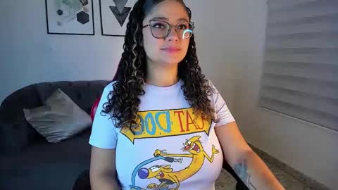 efy_lopez online show from 01.09.26